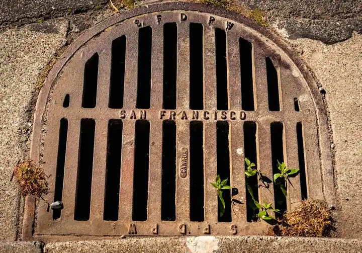 Drain snaking cabling vs hydro jetting